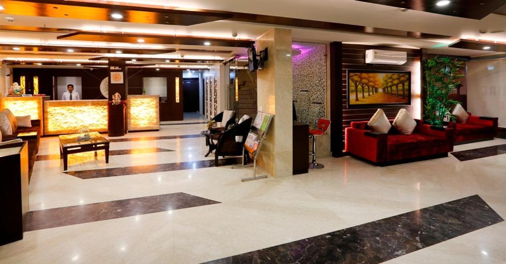 Airport La Sapphire Hotel & Restaurant นิวเดลี ภายนอก รูปภาพ